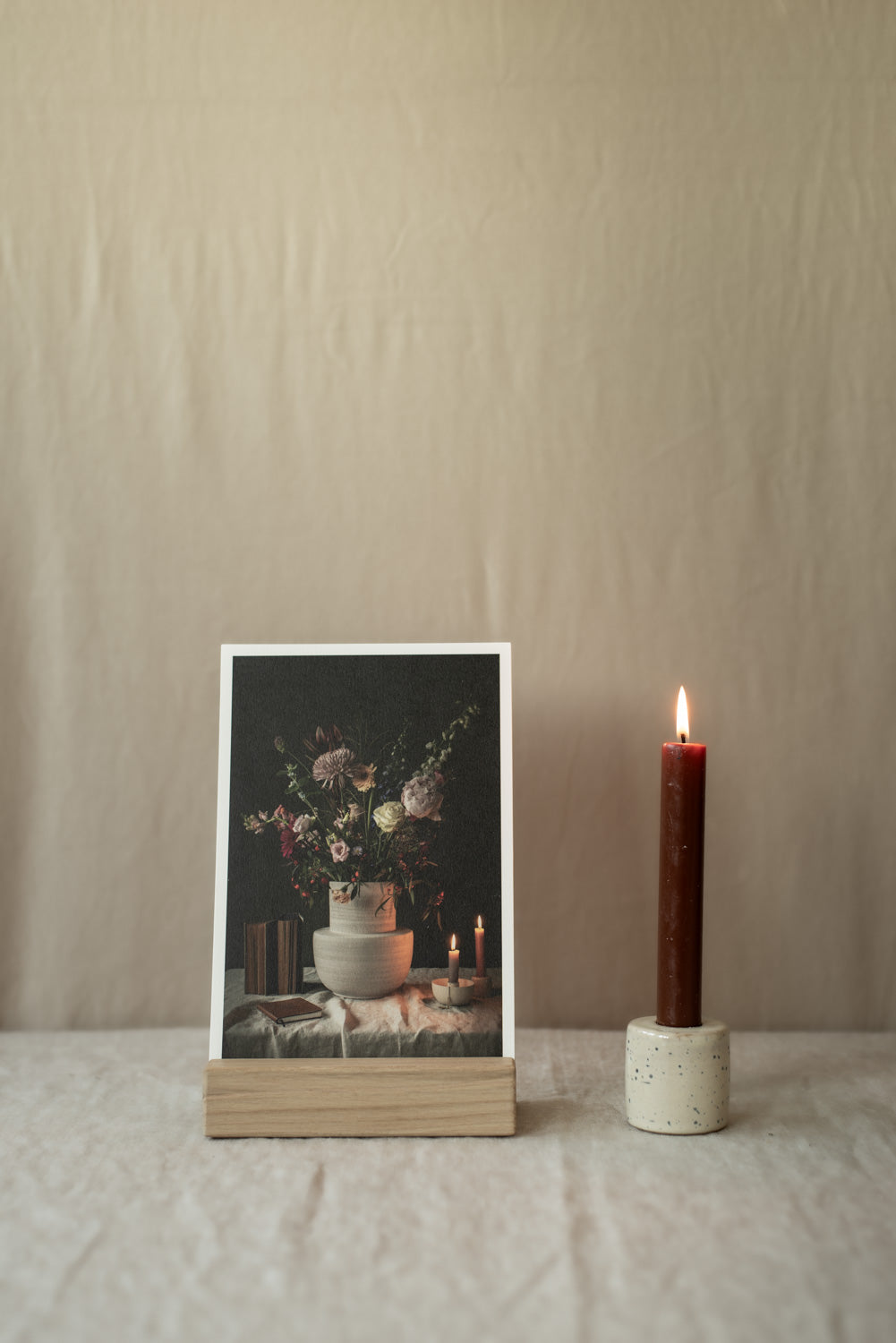 Fine Art kaart | Pastel gele narcissen in aardewerk vaas